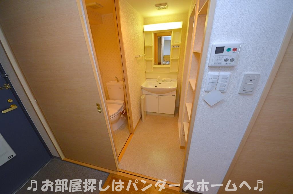 写真は中部屋タイプになります。