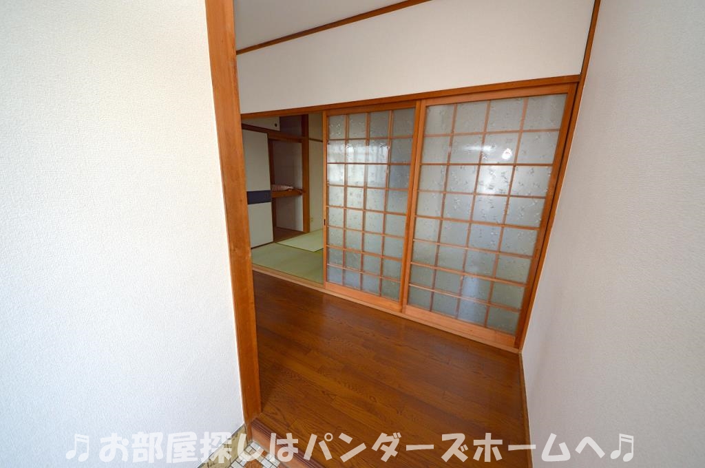 室内写真は同マンションの別部屋タイプです。