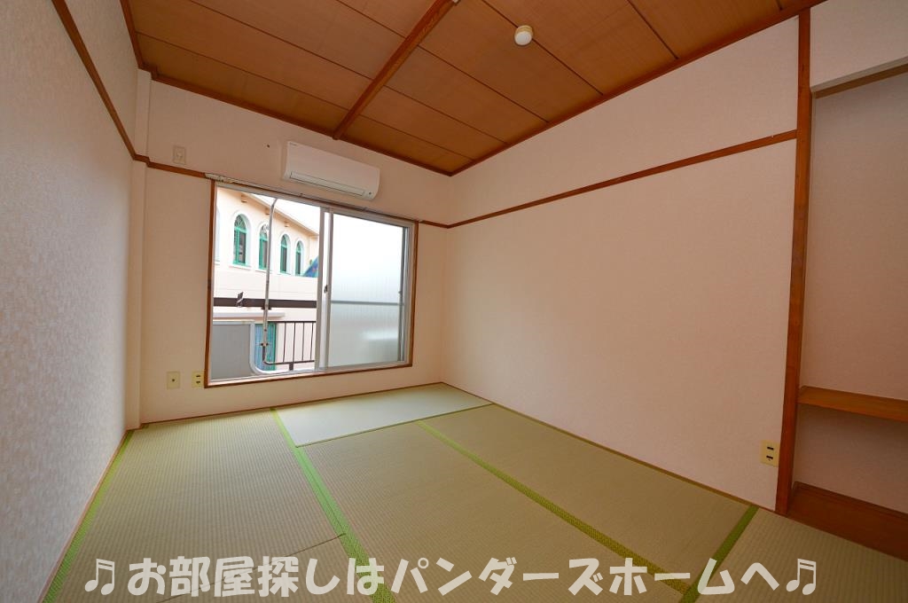 室内写真は同マンションの別部屋タイプです。