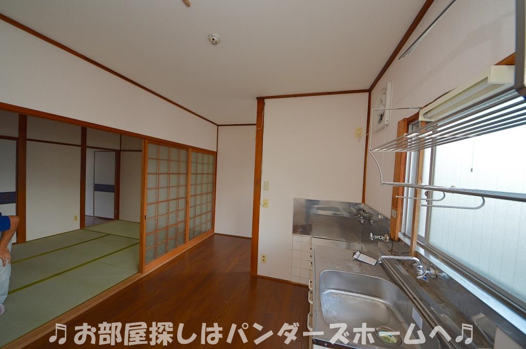 室内写真は同マンションの別部屋タイプです。