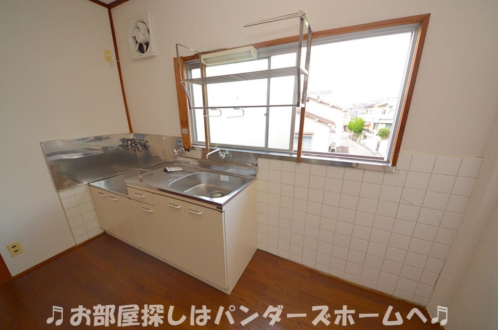 室内写真は同マンションの別部屋タイプです。