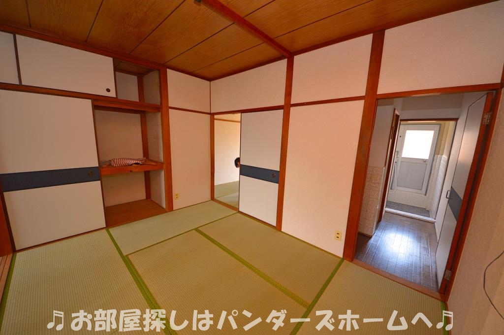 室内写真は同マンションの別部屋タイプです。