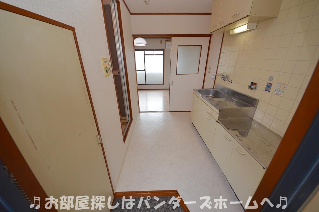 同マンション別部屋写真