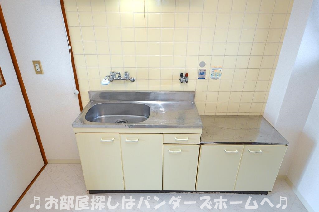 同マンション別部屋写真