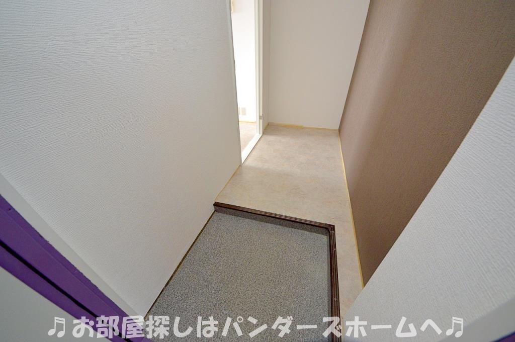 お部屋により色目等異なる場合があります。