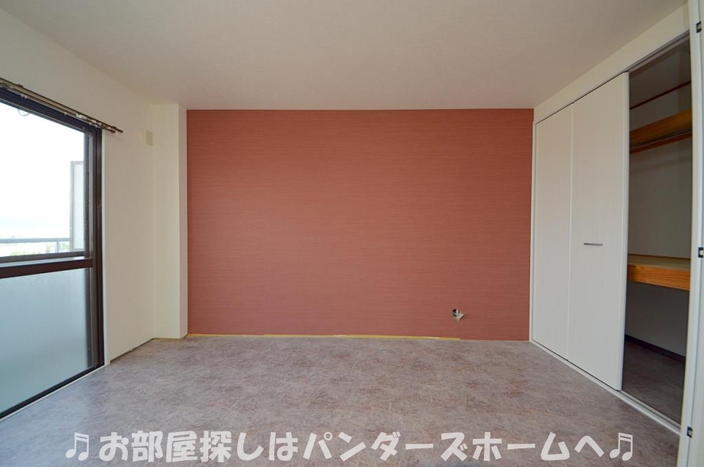 お部屋により色目等異なる場合があります。