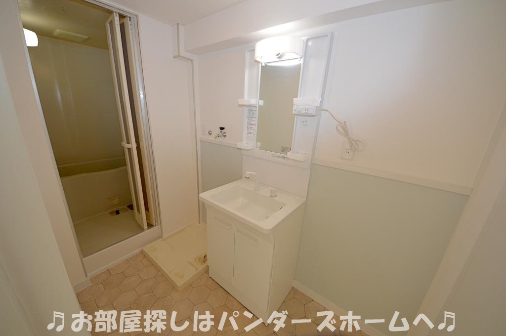 同マンション別部屋写真