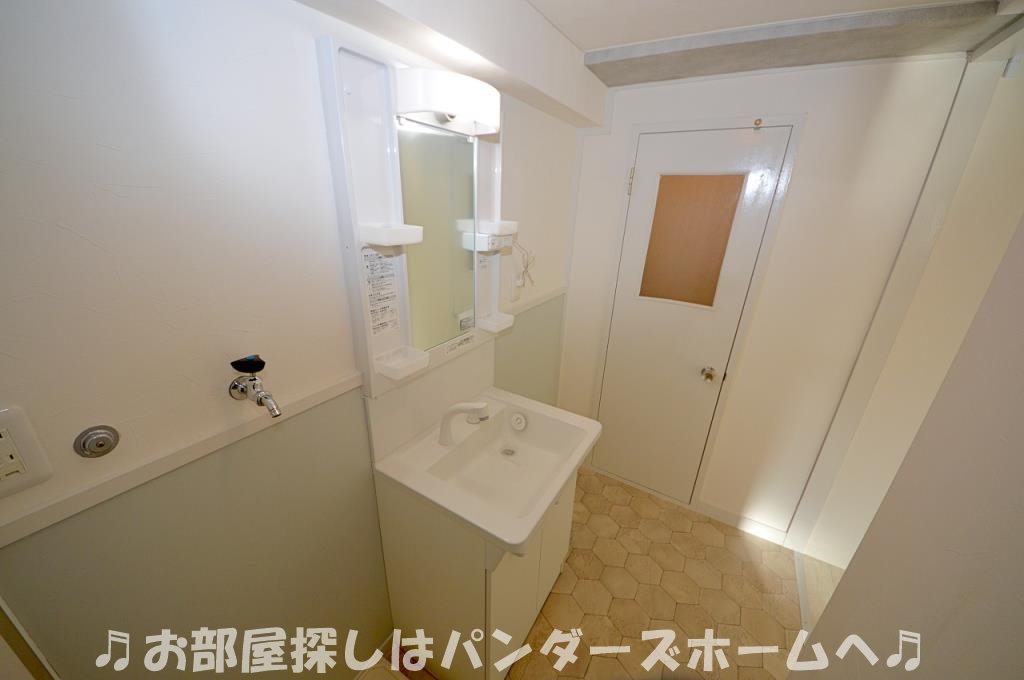 同マンション別部屋写真