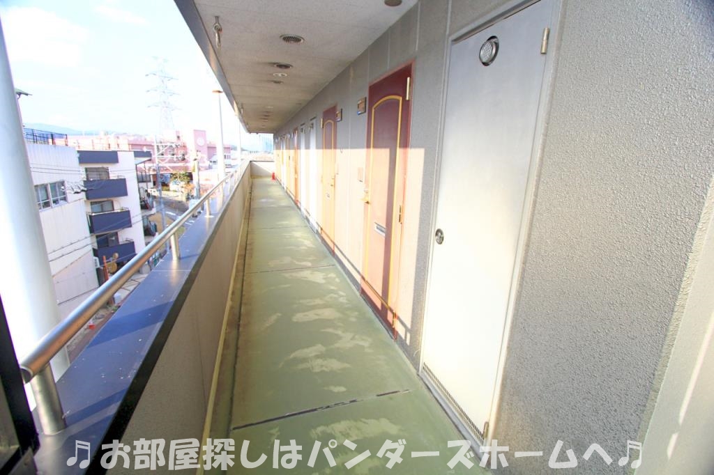 同マンション別部屋写真