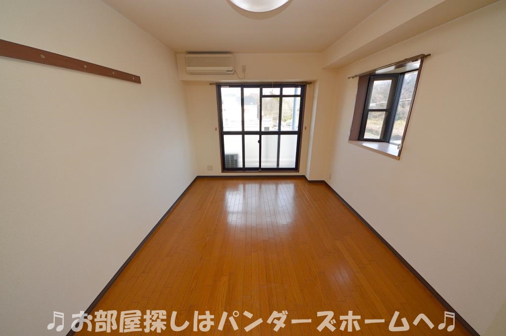 同マンション別部屋写真。４Ｆはロフト付きです。