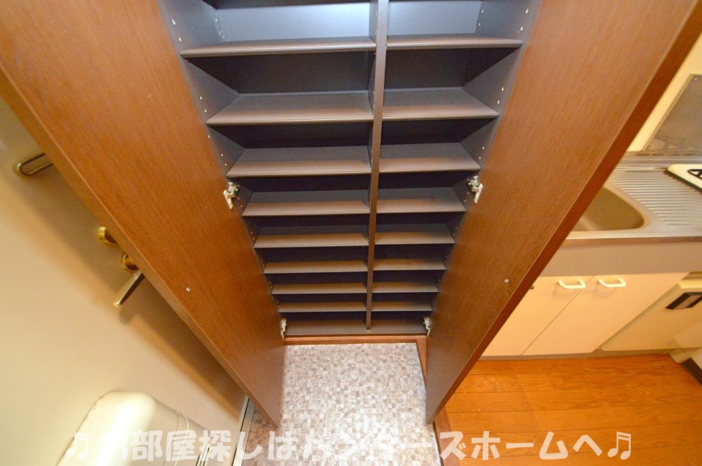 同マンション別部屋写真