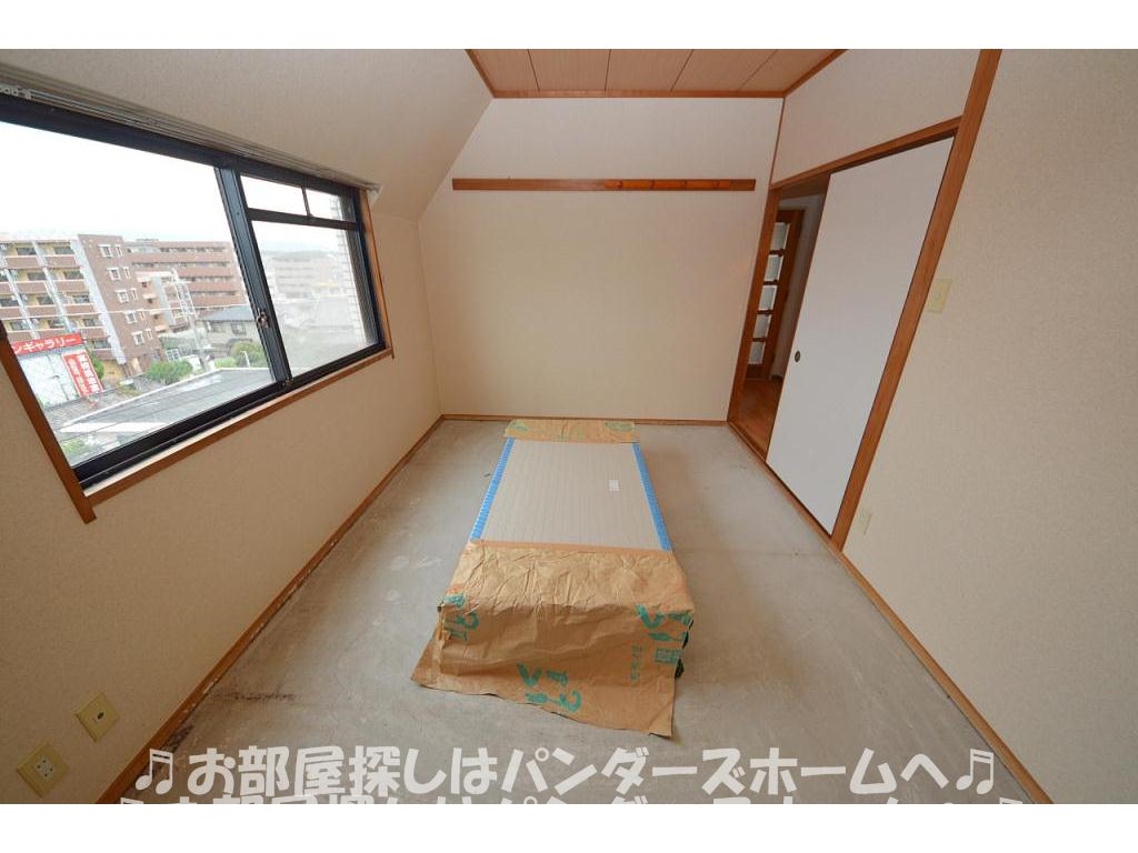 同マンション別部屋写真