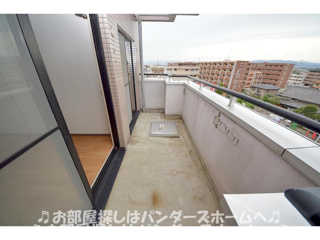 同マンション別部屋写真