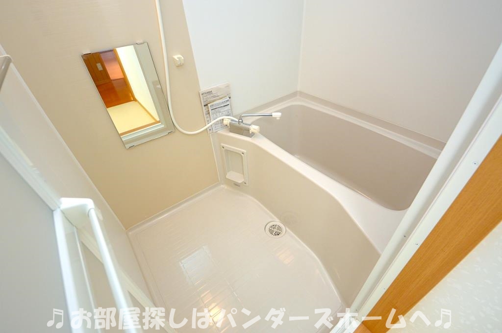 同マンション別部屋写真