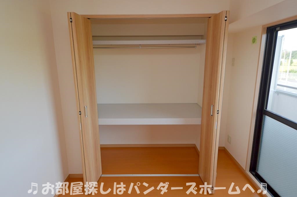 同マンション別部屋写真