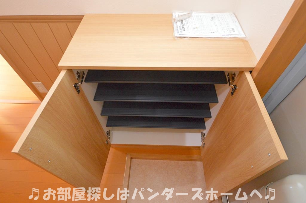 同マンション別部屋写真