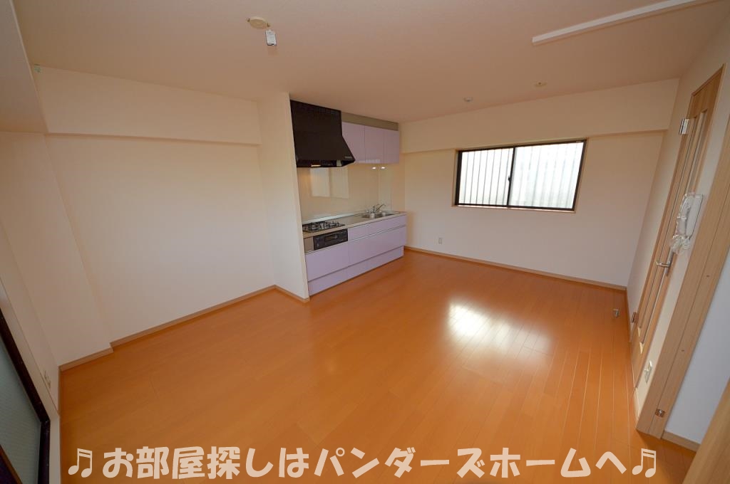 同マンション別部屋写真