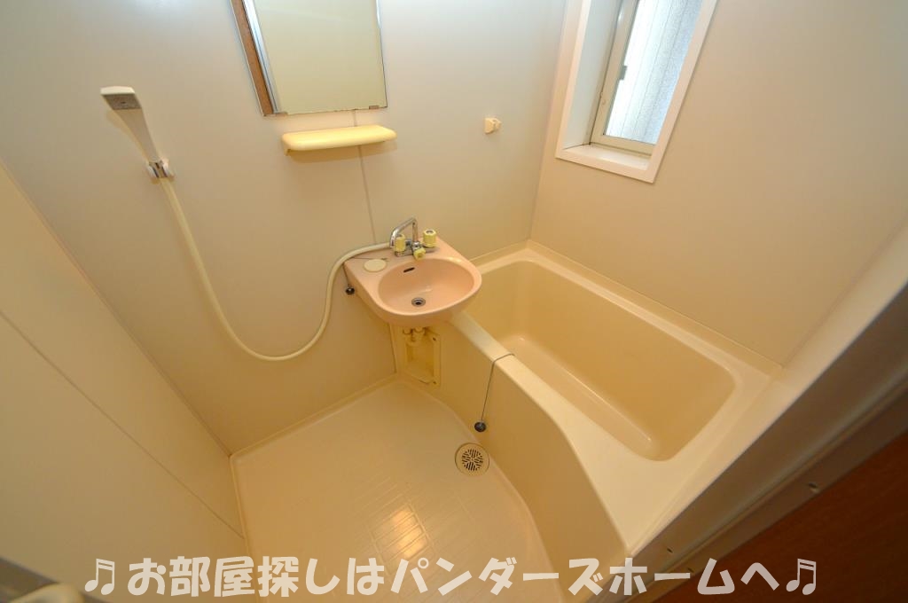 同マンション別部屋写真