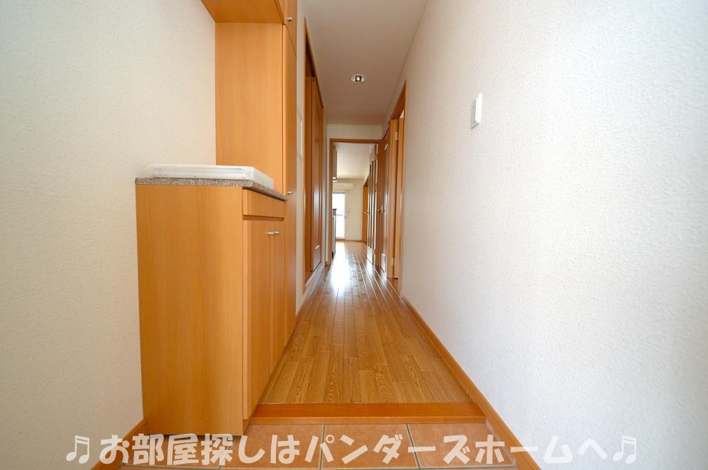 同マンション別部屋写真