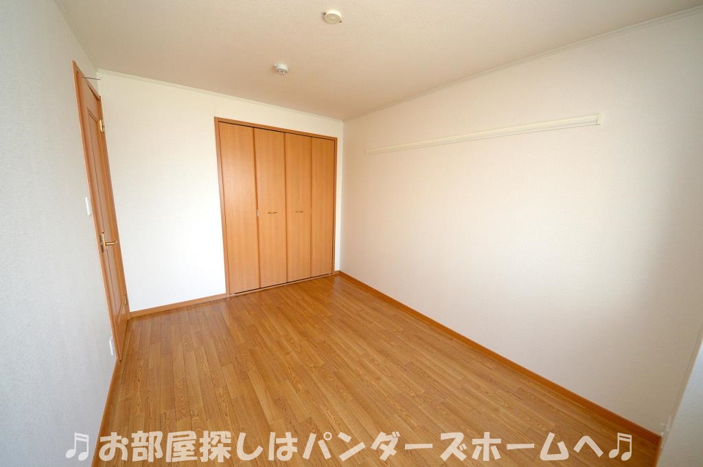 同マンション別部屋写真