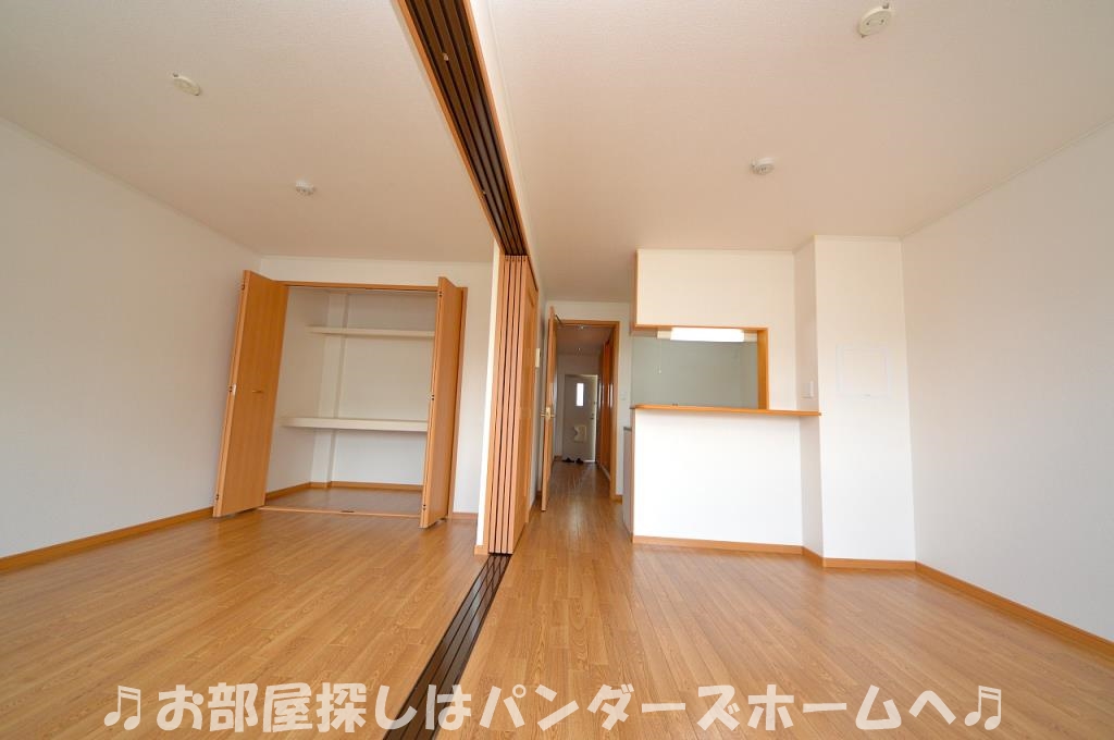 同マンション別部屋写真