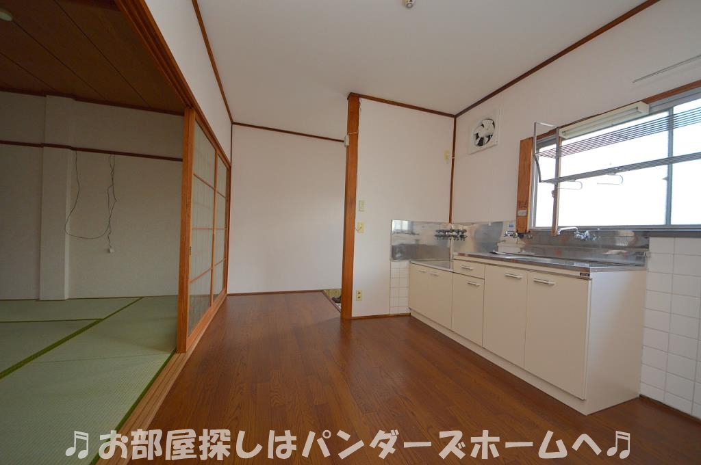 室内写真は同マンションの別部屋タイプです。