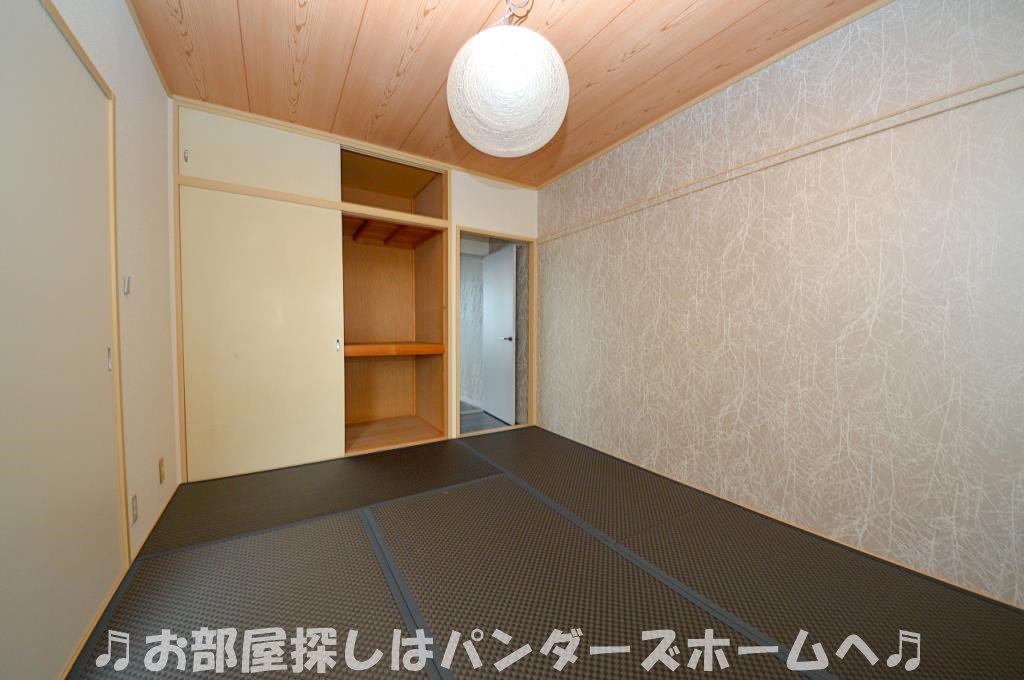 お部屋により仕様や色目等が異なります。