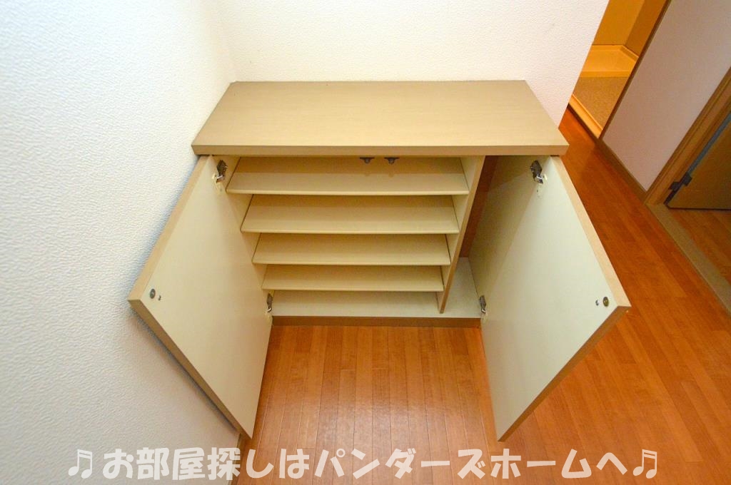 同マンション別部屋写真。